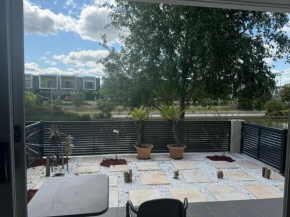 安静的住宅区 4个卧室3个卫生间 步行5分钟到达火车站Westfield 购物中心, Penrith